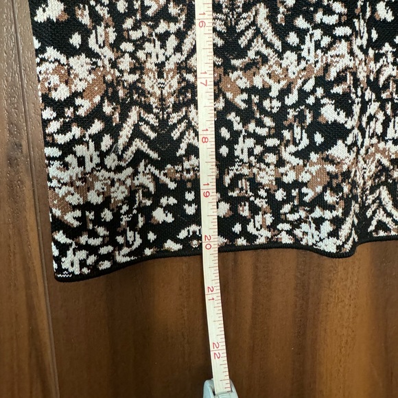 BCBG Alexa Bandage Skirt Sz XS - Picture 4 of 7